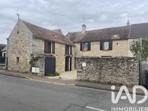 House in Vert-Saint-Denis (77240)