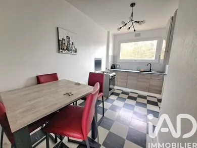 Apartment in La Roche-sur-Yon (85000)