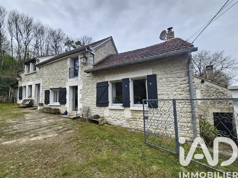 Maison 4 pièces 98 m² · à Migé · 98 m² · 42 500 €