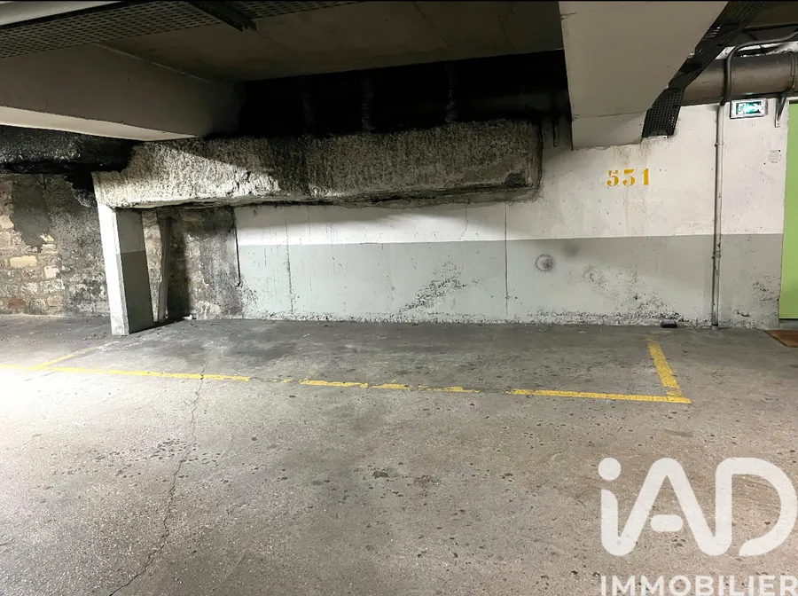 Parking à Paris (75014) photo 3