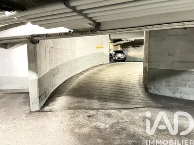 Parking in Paris (75014)