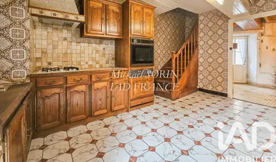 Townhouse in Chantonnay (85110)
