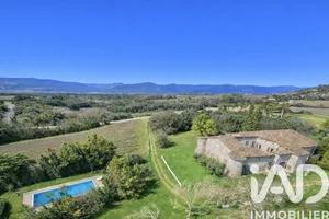 Manoir à Savasse (26740)