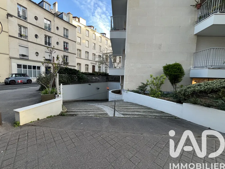 Parking à Paris (75014) photo 3