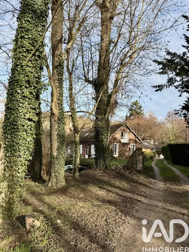 Domain in Nailly (89100)