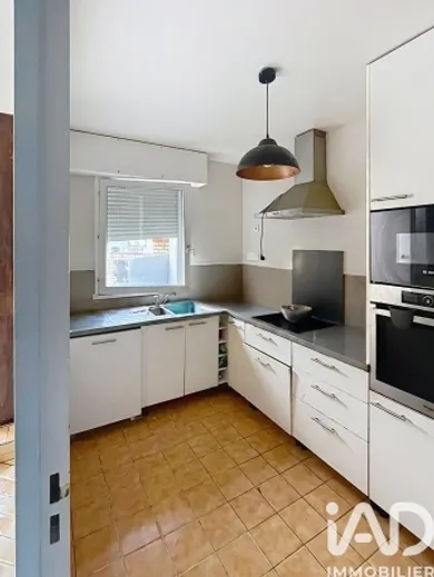 Appartement à Évry (91000)