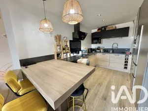 Apartment in Nîmes (30900)