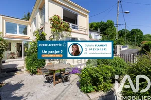 House in Le Pecq (78230)