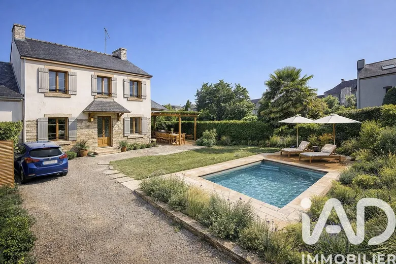 Maison 5 pièces 100 m² · au Bono · 100 m² · 355 000 €