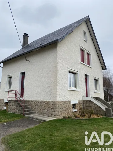 Maison à Montaignac-sur-Doustre (19300)