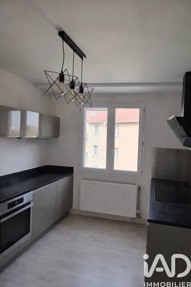 Apartment in Troyes (10000)