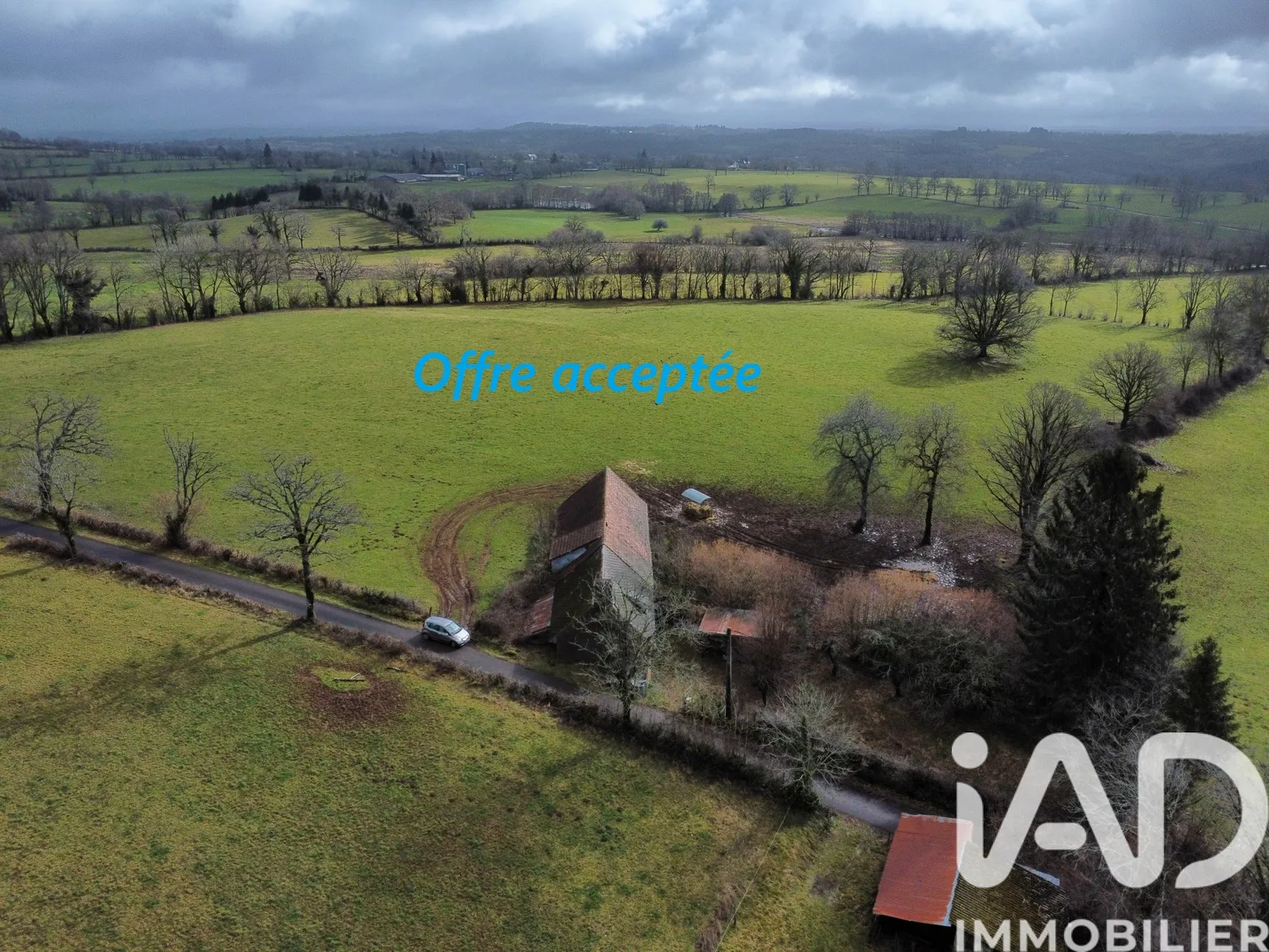 Vente maison à Ally (15700) : maison 4 pièces 77 m²