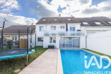 Maison traditionnelle à Morangis (91420)