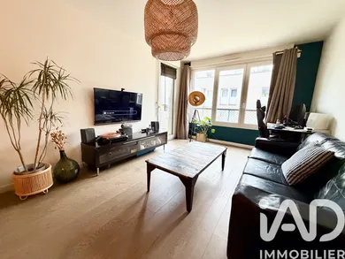 Apartment in Palaiseau (91120)