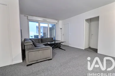Appartement à Stains (93240)