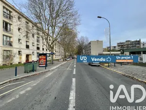 Apartment in Pantin (93500)