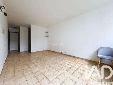 Apartment in Orly (94310)