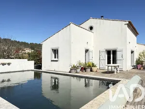 Maison à Besse-sur-Issole (83890)