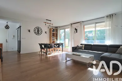 Apartment in Aix-en-Provence (13100)