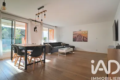 Apartment in Aix-en-Provence (13100)