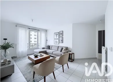 Apartment in Châtillon (92320)