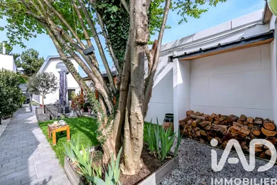 House in Suresnes (92150)