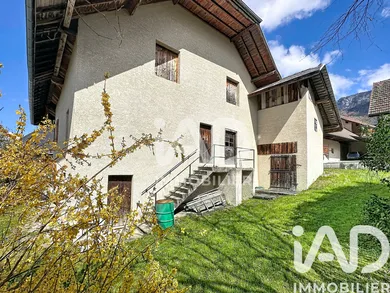 Village house in Gruffy (74540)