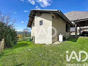 Village house in Gruffy (74540)