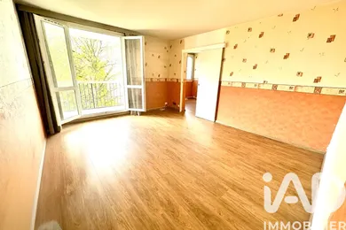 Apartment in Thiais (94320)