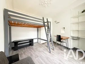 Apartment in Paris (75018)