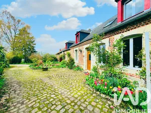 Village house in Sequehart (02420)