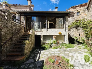 Maison de village à Montdardier (30120)