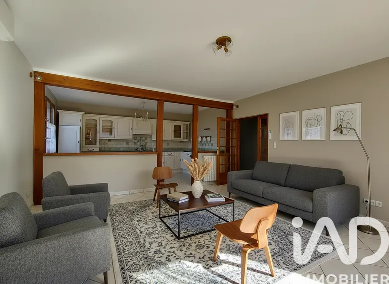Maison 7 pièces 127 m² · à Estivareilles · 127 m² · 160 000 €