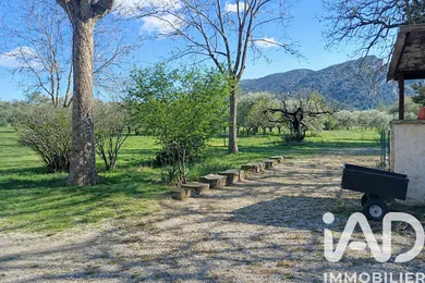 House in Oppède (84580)