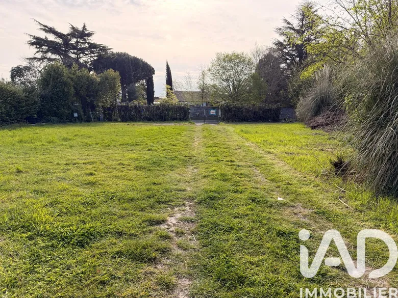Terrain à bâtir à Floirac (33270) · 286 000 €