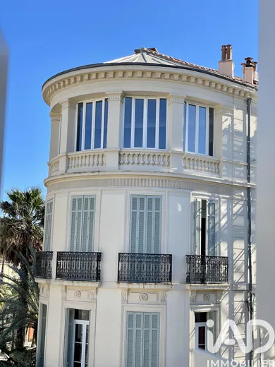 Appartement à Hyères (83400)