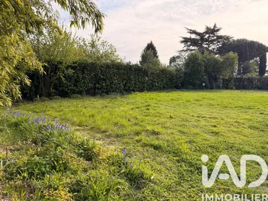 Building plot in Floirac (33270)