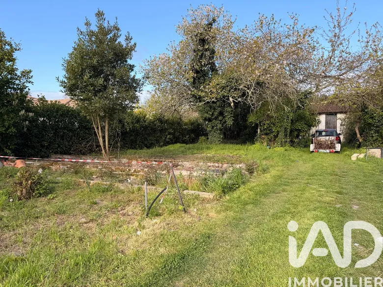 Terrain à bâtir à Floirac (33270) · 302 000 €
