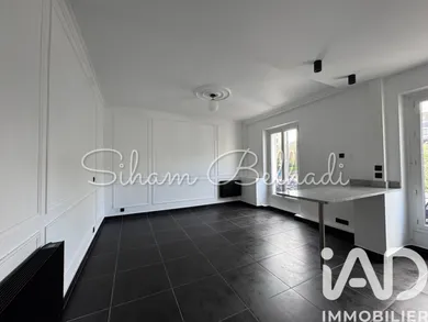 Apartment in Saint-Maur-des-Fossés (94210)