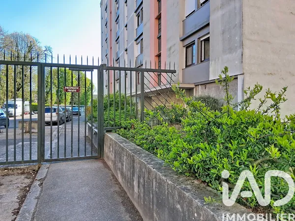 Vente appartement à Bourg — 8