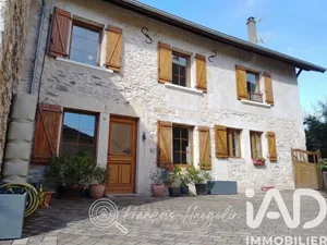 Maison de village à Belley (01300)