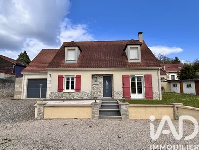 House in Bury (60250)