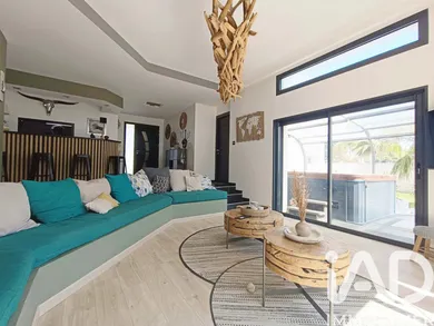 Architectural house in Servian (34290)