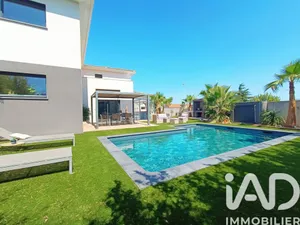 House in Servian (34290)