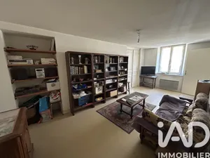 Apartment in Hauts de Bienne (39400)