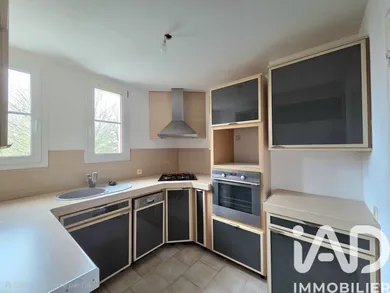 Apartment in Troyes (10000)