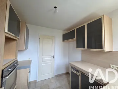 Apartment in Troyes (10000)