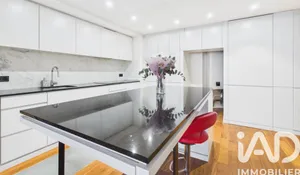Apartment in Paris (75011)