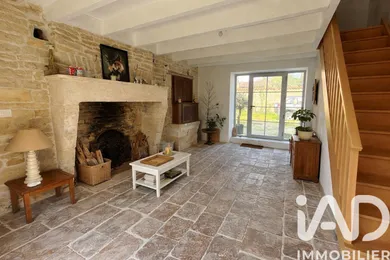 Maison de village à Val-du-Mignon (79210)