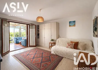 Apartment in Six-Fours-les-Plages (83140)